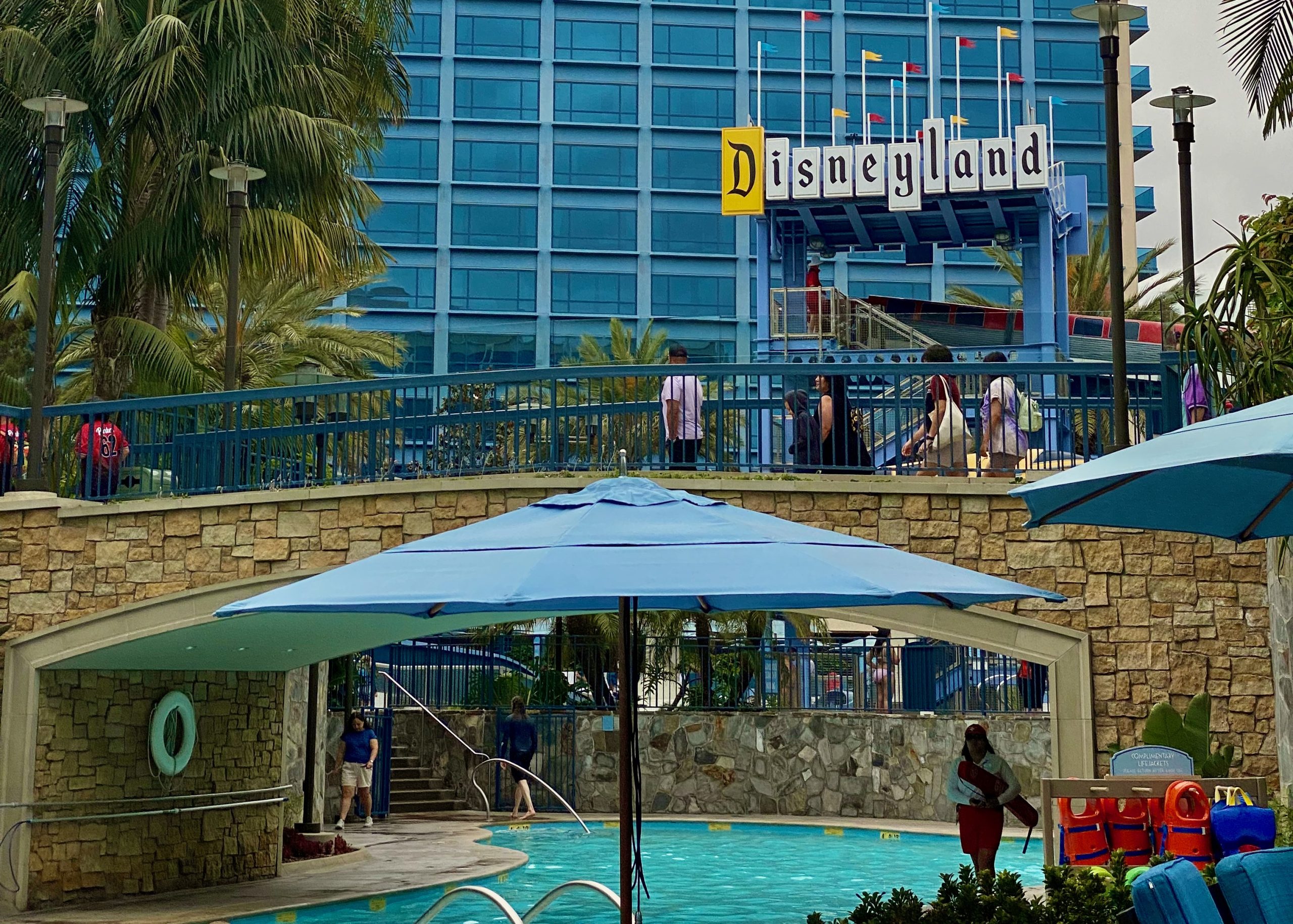 Disneyland hotel