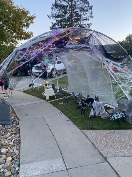 How to Make a Haunted Halloween Tunnel - Staying Blonde