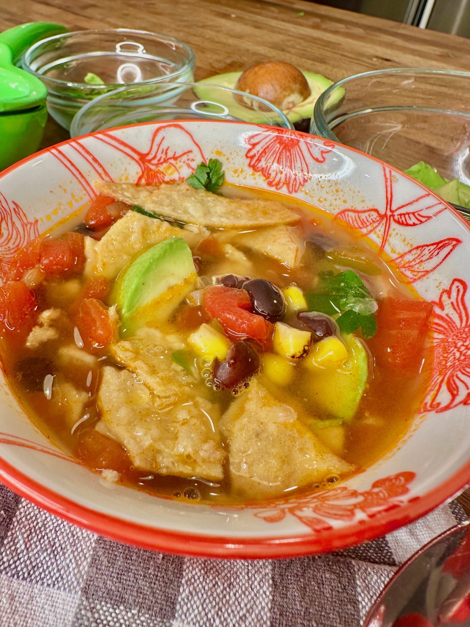 chicken tortilla soup with lime